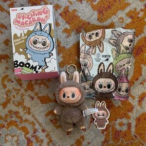 Labubu Exciting Macaron Toffee